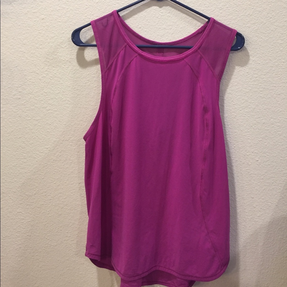 Lululemon tank